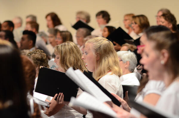 Festival Chorus Women3